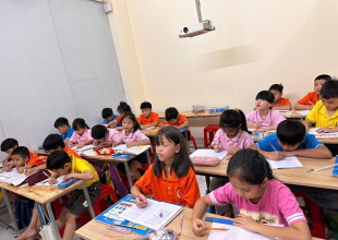 Trung Tâm Ngoại Ngữ Quý Anh Dĩ An - Khơi Nguồn Đam Mê Tiếng Anh